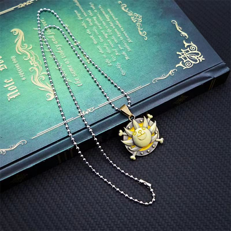 Straw Hat Pirates Crew Member Necklace – jewelry product photo 3 | Moodixa™