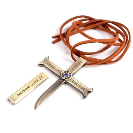 Mihawk Small Dagger Kogatana Necklace
